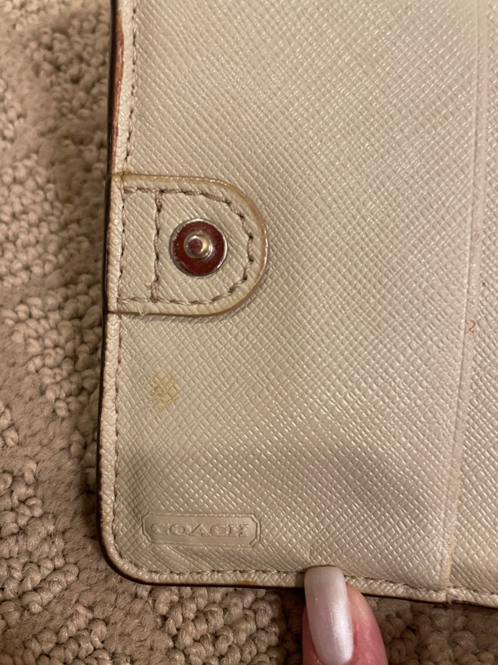 Coach Women’s Bow-Accent Compact Wallet - Nude - Picture 3 of 9